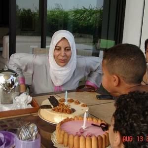 Meet your Posher, Fatima